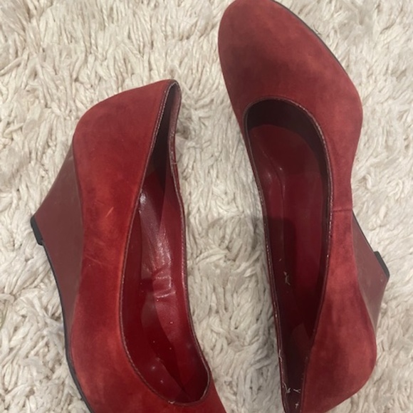Franco Sarto Red Velvet Ladies Wedges Size 7 - Picture 1 of 5